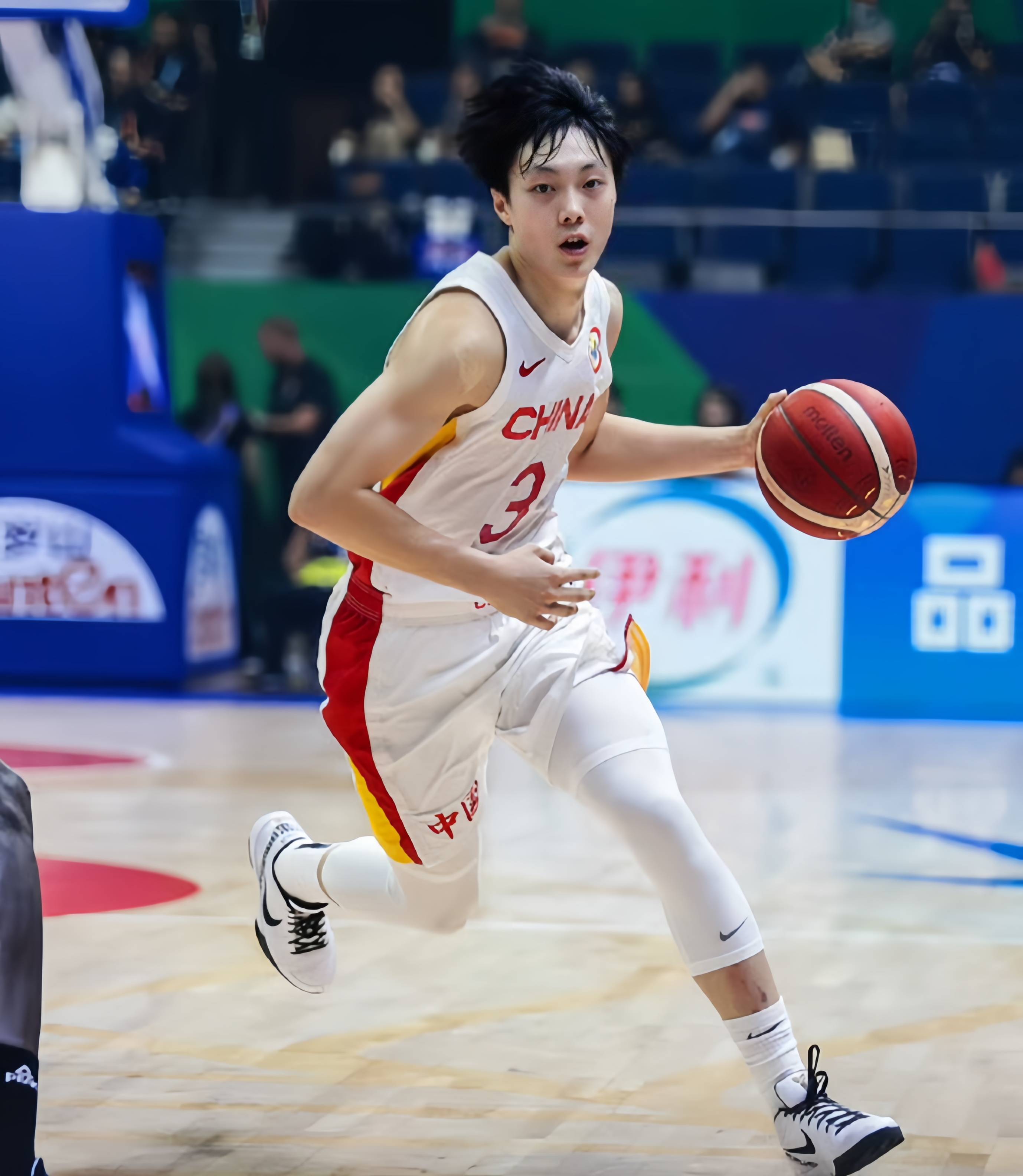天津男篮逆袭成功，士气高昂的简单介绍